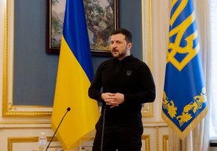 Ουκρανία: Με τη δεύτερη – Το κοινοβούλιο ενέκρινε απόφαση με την οποία στηρίζει τον Βολοντίμιρ Ζελένσκι