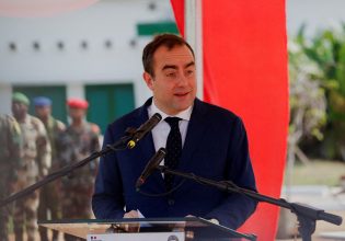 Γαλλία: Μετά τις ΗΠΑ, το Παρίσι ψάχνει πρόσβαση στα ορυκτά της Ουκρανίας – Για στρατιωτική χρήση