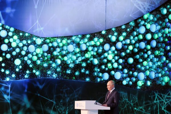 Ριάντ: Η επιστροφή του Βλαντιμίρ Πούτιν από το… «κρύο»