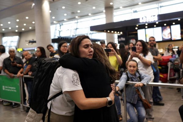 Χιλή: Μητέρα επανενώθηκε με την κόρη της μετά από 40 χρόνια – Είχε δοθεί για υιοθεσία κατά τη δικτατορία