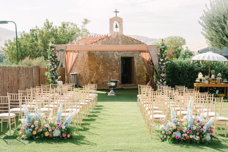 Οι νέοι γονείς ψηφίζουν αρχαίους για τα ονόματα των παιδιών τους