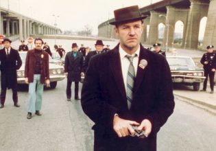 Ο «κακός» σερίφης, ο σοφός προπονητής, ο σκληρός ντετέκτιβ – Δέκα αξέχαστες ερμηνείες του Τζιν Χάκμαν