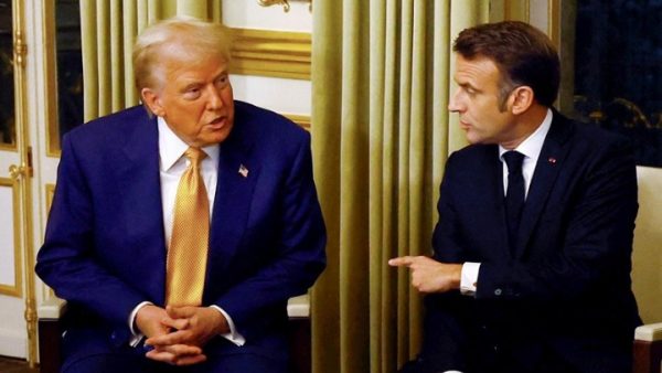 Ευρωπαϊκή απάντηση στον Τραμπ – Η ΕΕ προετοιμάζει αμοιβαίους δασμούς σε χάλυβα και αλουμίνιο, λέει ο Μακρόν