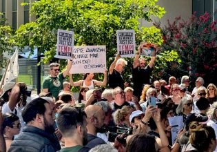 Στη Μελβούρνη η πρώτη διαδήλωση για τα Τέμπη