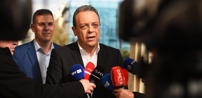 Φάμελλος για Τασούλα: Αποδείχτηκε η απονομιμοποίηση της κυβέρνησης – Αναγκαία η άμεση πρότασης δυσπιστίας