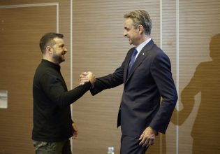 Τηλεφωνική επικοινωνία Μητσοτάκη-Ζελένσκι: Τίποτα δεν μπορεί να αποφασιστεί για την Ουκρανία χωρίς την Ουκρανία