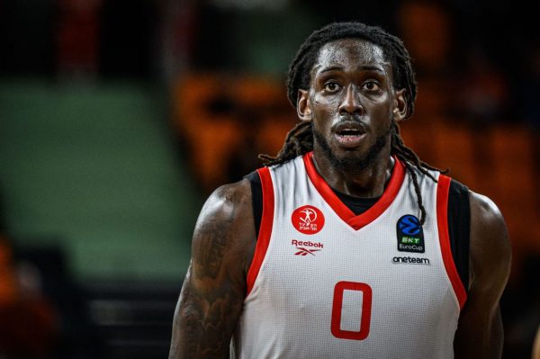 «Τρελό» σενάριο από τη Σερβία για Μότλεϊ