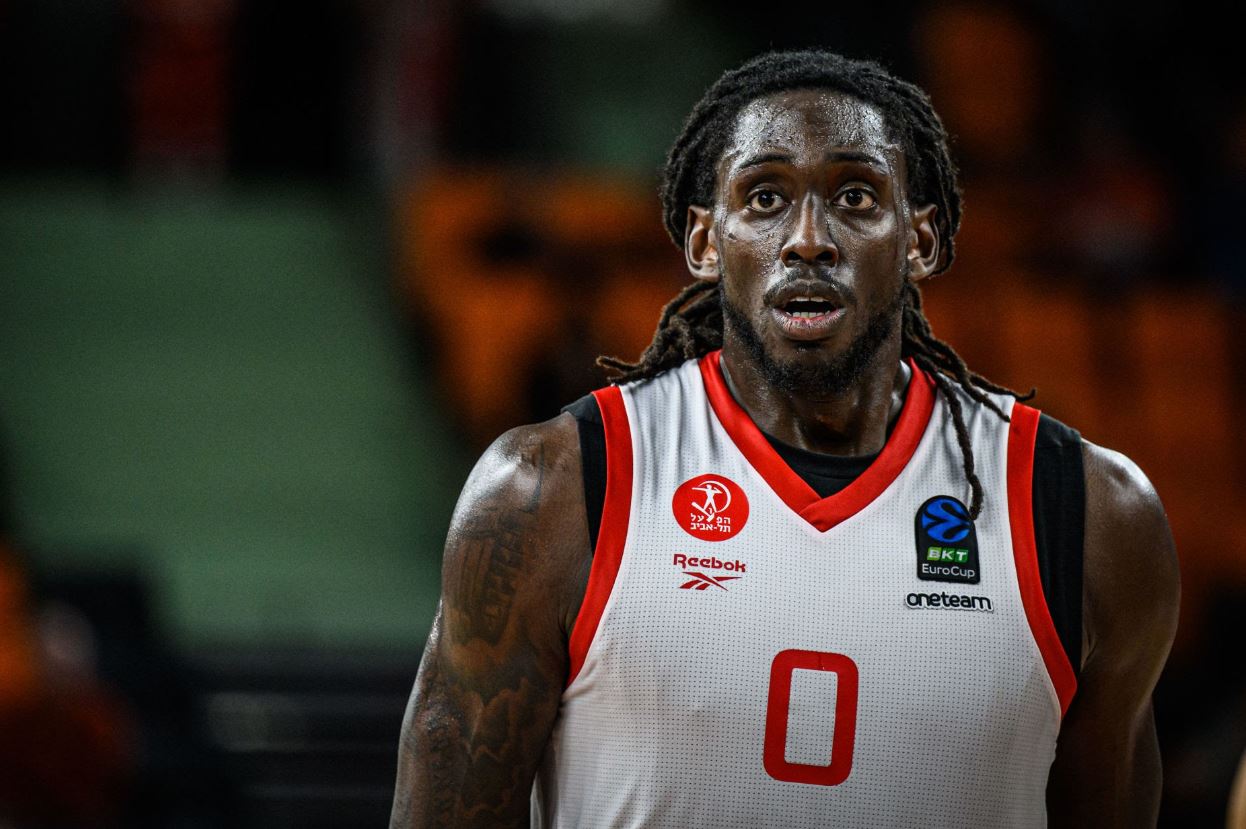 «Τρελό» σενάριο από τη Σερβία για Μότλεϊ