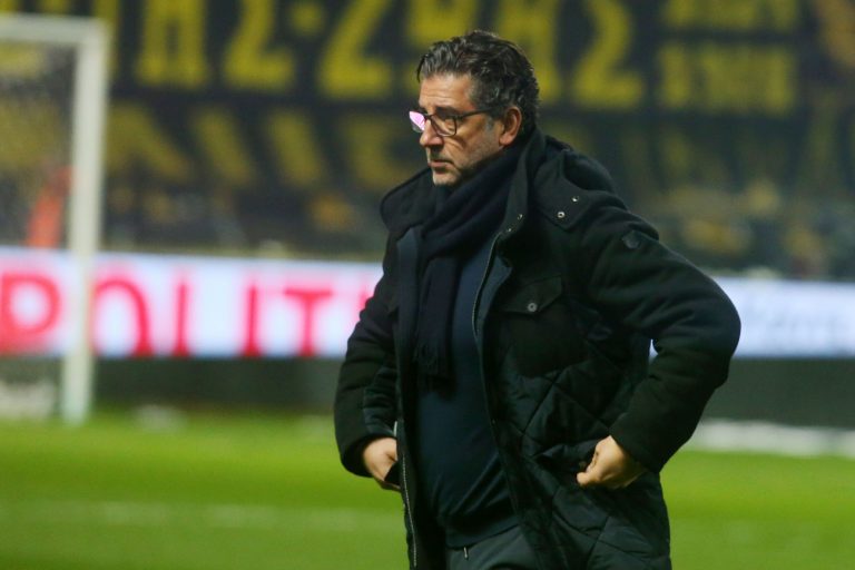 Το έλλειμα προσωπικότητας που λείπει ξανά και ξανά