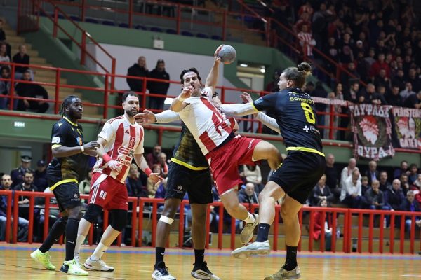 LIVE: ΑΕΚ – Ολυμπιακός