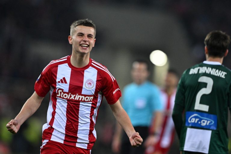 Κι όμως το έχει ξανακάνει: Όταν ο 15χρονος Μουζακίτης… έβαζε παρόμοιο γκολ με αυτό κόντρα στον Παναθηναϊκό (vids)