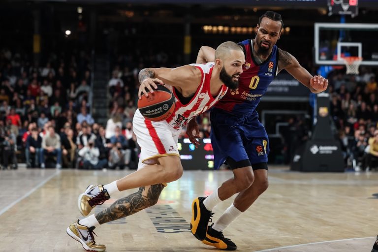 Το buzzer beater του Φουρνιέ: Έτσι «καθάρισε» την Μπαρτσελόνα (vid)