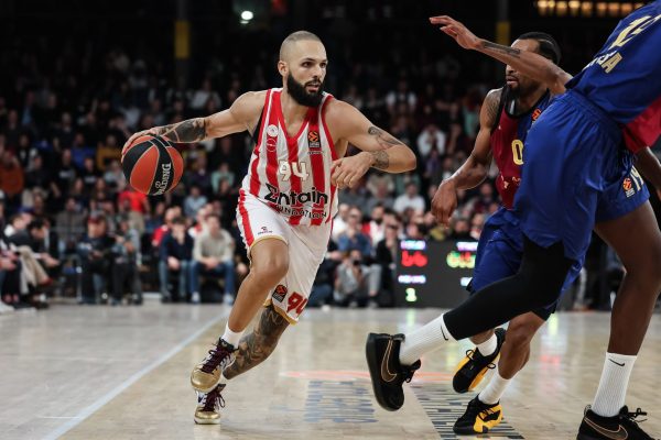 Το 6Χ6 και το 6ο σερί διπλό του Ολυμπιακού στην Euroleague (vid)