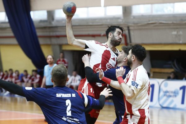 Ολυμπιακός – Ζαφειράκης Νάουσας 36-18: Μια καλή προπόνηση για τους Ερυθρόλευκους