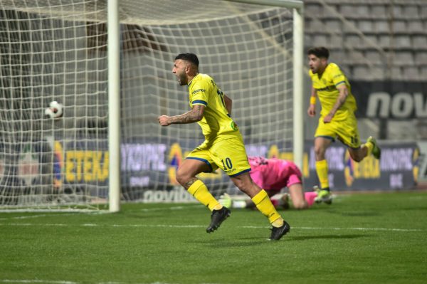 Βόλος – Παναιτωλικός 0-1: «Απόδραση» στο 90+2′ με Πέρες (vid)