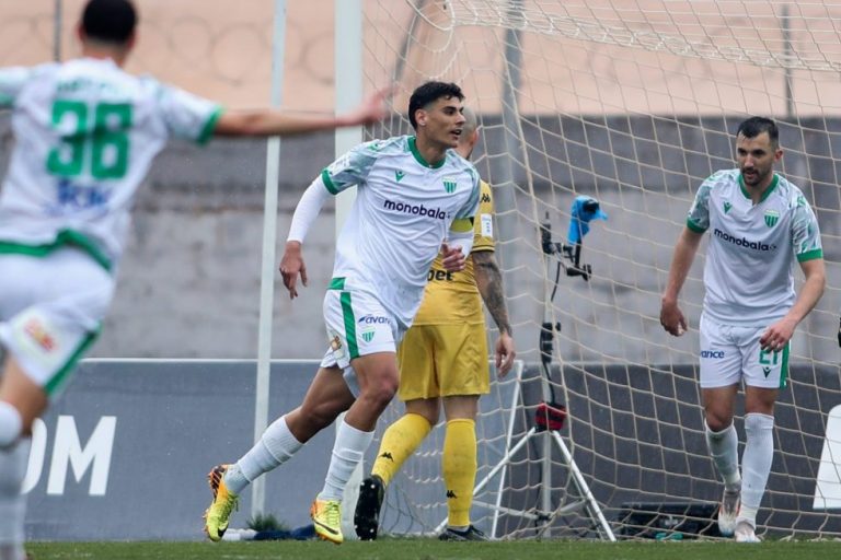 Ο Λεβαδειακός διέλυσε τον Άρη (4-1)