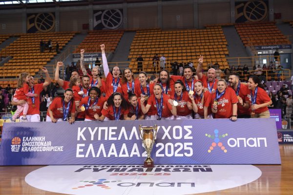 Τα συγχαρητήρια της ΚΑΕ Ολυμπιακός στο τμήμα γυναικών (pic)