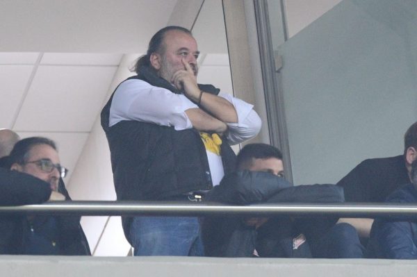 Εφιάλτης για τον Ηλιόπουλο στο Φάληρο: Κατέβηκε έξαλλος αποδυτήρια στο ημίχρονο – Έφυγε πριν το 5-0 από το γήπεδο…