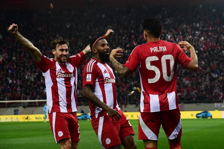 Απίθανο «ερυθρόλευκο» πάρτι: Πάλμα και Γιάρεμτσουκ κάνουν το 5-0 για τον Ολυμπιακό κόντρα στην ΑΕΚ! (vids)