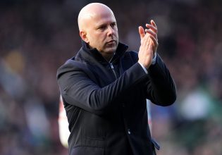 Σλοτ: «Θα είμαστε έτοιμοι για το ντέρμπι με την Έβερτον»