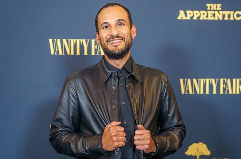 Αλί Αμπάσι: «Καταλαβαίνω ότι η πράξη μου έκανε κάποιον να νιώσει άβολα και γι’ αυτό λυπάμαι ειλικρινά»