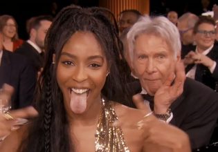 Όλα τα βλέμματα είναι στραμμένα στα κρακεράκια που έφαγε ο Χάρισον Φορντ στα βραβεία SAG