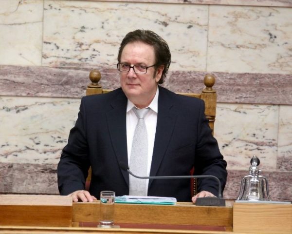 Βαϊτσης Αποστολάτος: Έφυγε από τη ζωή ο πρώην αντιπρόεδρος της Βουλής