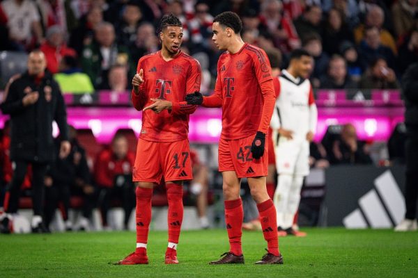 Μπάγερν Μονάχου – Άιντραχτ Φρανκφούρτης 4-0: Νίκη τίτλου για τους Βαυαρούς