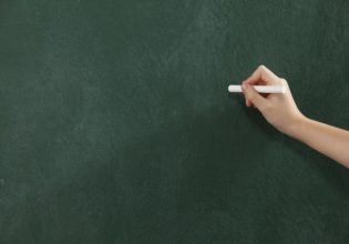 Δήμαρχος Νέας Ιωνίας: «Έχουμε μεγάλο έλλειμμα σε κτιριακές υποδομές, ενώ έχουμε παιδιά ακόμα και σε container»