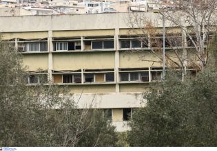 Δαφνί: Ποινική δίωξη για ανθρωποκτονία στον 47χρονο που σκότωσε με γυαλί 44χρονη τρόφιμο