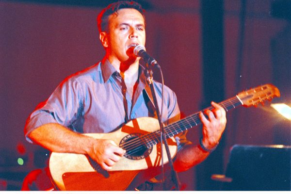 Μανώλης Λιδάκης: Από το Να η Ευκαιρία στη μουσική παρακατήθηκη του και το τελευταίο του μήνυμα