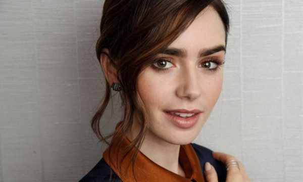 Λίλι Κόλινς: Η Emily in Paris απέκτησε το πρώτο της παιδί μέσω παρένθετης μητέρας