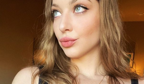 Dacé: Η σεξεργάτρια και ακτιβίστρια απολύθηκε από τον οίκο ανοχής Mustang Ranch και έστειλε ένα μήνυμα