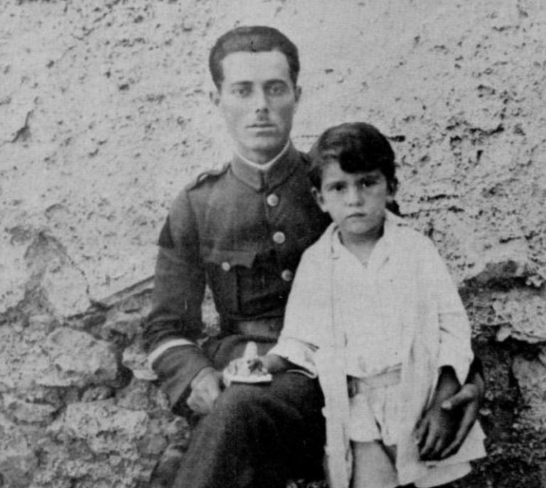 Ανδρέας Παπανδρέου: Η αφετηρία της ζωής και της πορείας του