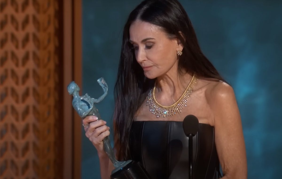 «Λύγισε» η Ντέμι Μουρ στα SAG 2025: Στη δουλειά μας το πιο σημαντικό είναι να είμαστε ενωμένοι