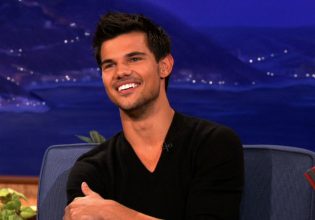 Ο Τέιλορ Λότνερ υπερασπίζεται την Σελένα Γκόμεζ για το body shaming που δέχεται στο διαδίκτυο