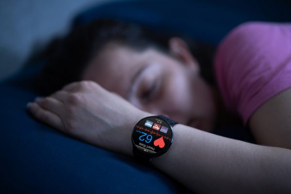 Είναι αξιόπιστες οι εφαρμογές και τα wearables που παρακολουθούν τον ύπνο μας;
