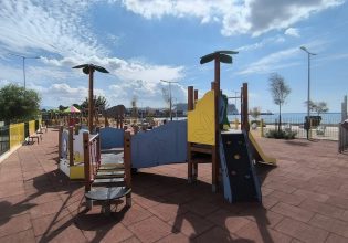 Πέντε νέες παιδικές χαρές για ΑμεΑ ολοκληρώθηκαν στην περιφερειακή ενότητα Πειραιά