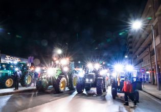 Αγρότες: Συνεχίζουν «από αύριο πιο δυναμικά στα μπλόκα» – Δυσαρέσκεια που δεν συνάντησαν τον πρωθυπουργό