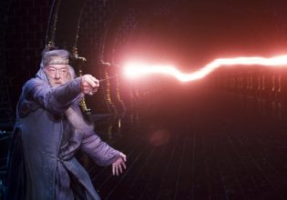 Έχουμε Dumbledore: Ποιος θα υποδυθεί τον εμβληματικό μάγο στη σειρά Harry Potter;