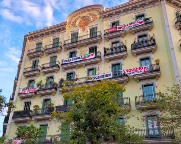 Βαρκελώνη: Ο δήμος αγόρασε το κτήριο – ορόσημο της στεγαστικής κρίσης