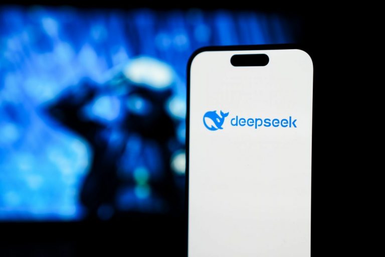 DeepSeek: Νομοσχέδιο για απαγόρευση της εφαρμογής σε κυβερνητικές συσκευές των ΗΠΑ