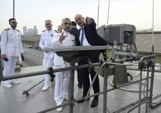 «Η Ελλάδα θα υπερασπιστεί την κυριαρχία και τα κυριαρχικά της δικαιώματα» – Το μήνυμα Δένδια μιλώντας στο in