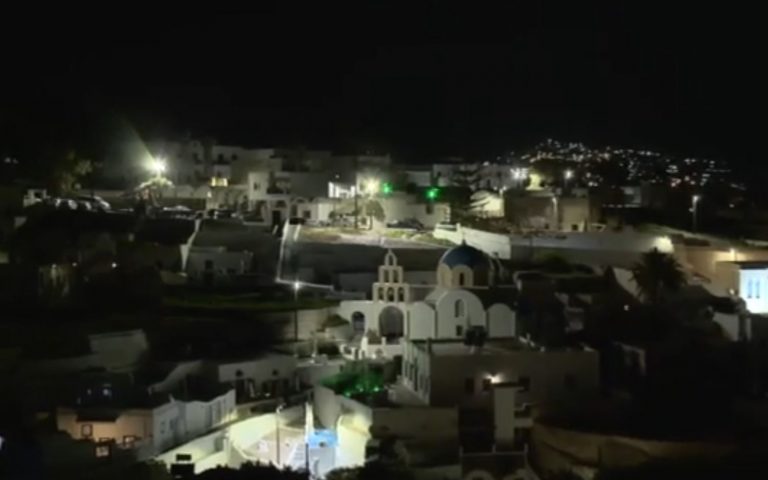 Με drone προσπαθούν να προστατεύσουν τις περιουσίες τους στη Σαντορίνη