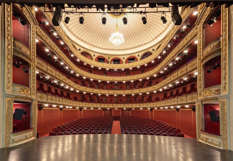 Δημοτικό Θέατρο Πειραιά: Άνοιξε η προπώληση για την πολυαναμενόμενη παραγωγή «Όσα Παίρνει ο Άνεμος»