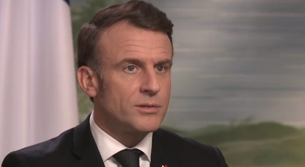 Ουκρανία: Εφικτή συμφωνία κατάπαυσης του πυρός εντός εβδομάδων, εκτιμά ο Μακρόν