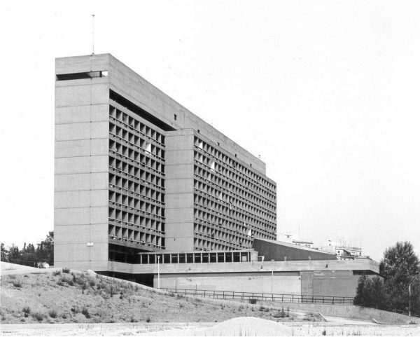 Τα μπρουταλιστικά κτίρια της Ελλάδας – Αυστηρή γεωμετρία και επιβλητικός όγκος