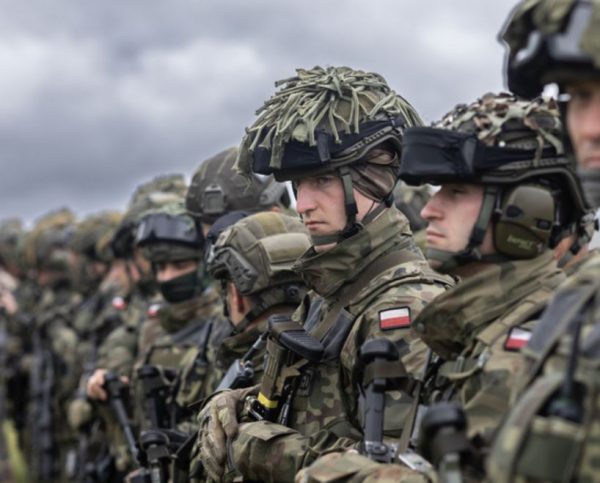 Τι σημαίνει για την Ευρώπη αν της αφήσουν το χέρι οι ΗΠΑ