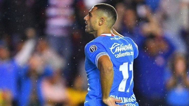 Συνεχίζονται οι μεγάλες εμφανίσεις του Γιακουμάκη στο Μεξικό