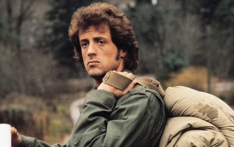 Ο Ρεμπώ, το μήλο και ένας στρατιώτης του Β’ Παγκοσμίου Πολέμου: Έτσι «γεννήθηκε» ο Ράμπο